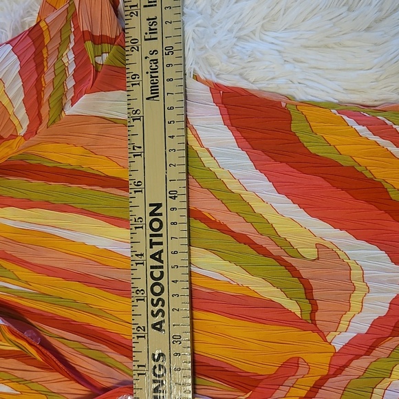 Essentials by Milano Multicolor Button-Down Shirt - Picture 9 of 9